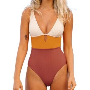 CUPSHE Women's One Piece Swimsuit Color Block Keyhole Cutout Bathing Suit